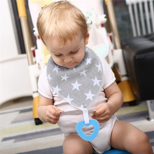 2 Pieces Teether Bibs - Image 3