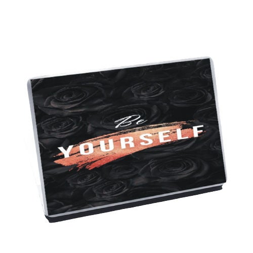 ملصق واقٍ مطبوع عليه عبارة "Be Yourself" لجهاز اللابتوب مقاس 15.6 بوصة أسود / أبيض / أحمر