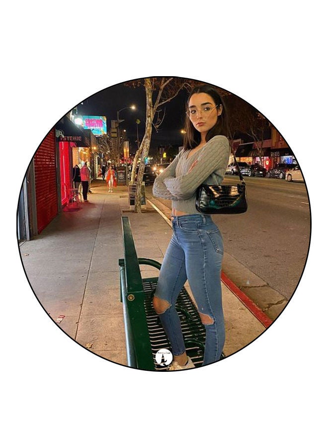 قاعدة ماوس عليها رسومات مطبوعة متعدد الألوان