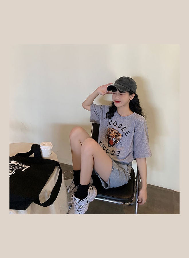 Generic Cartoon Tiger Letter Pullover T-Shirt Light Grey  - Image 3