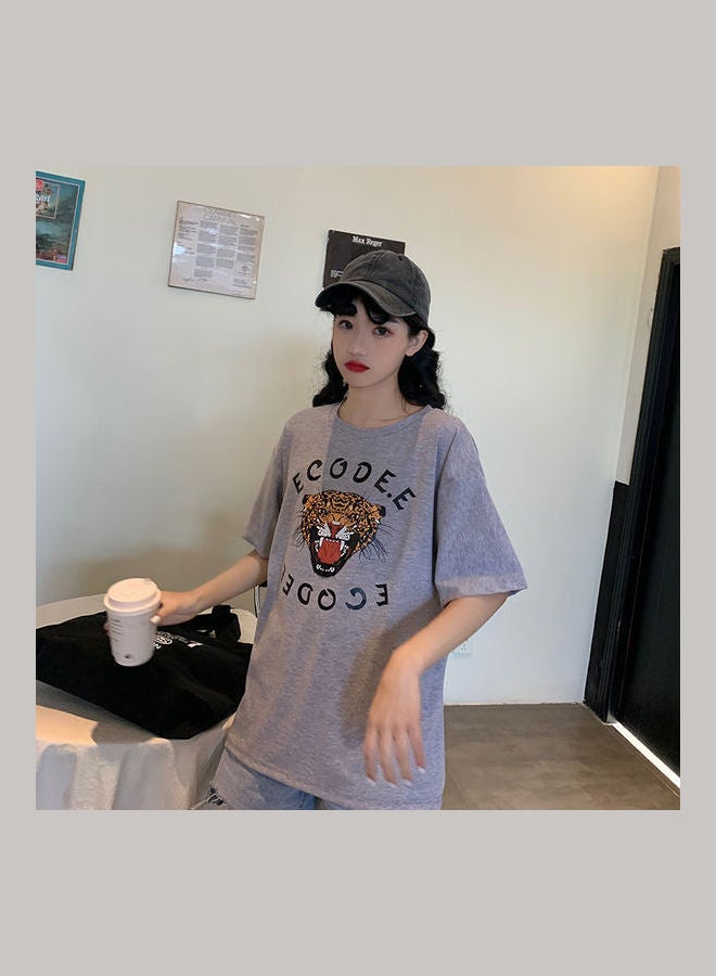 Generic Cartoon Tiger Letter Pullover T-Shirt Light Grey  - Image 4