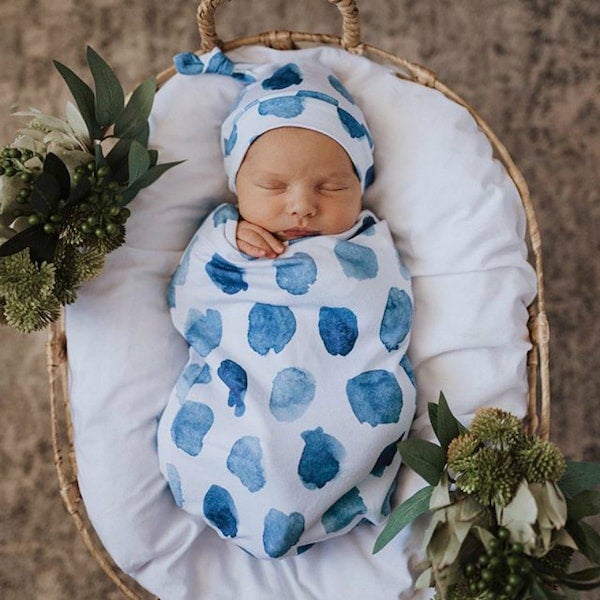 2-Piece Newborn Cocoon Printing Baby Sleeping Bag Tire Cap Set  - Image 3