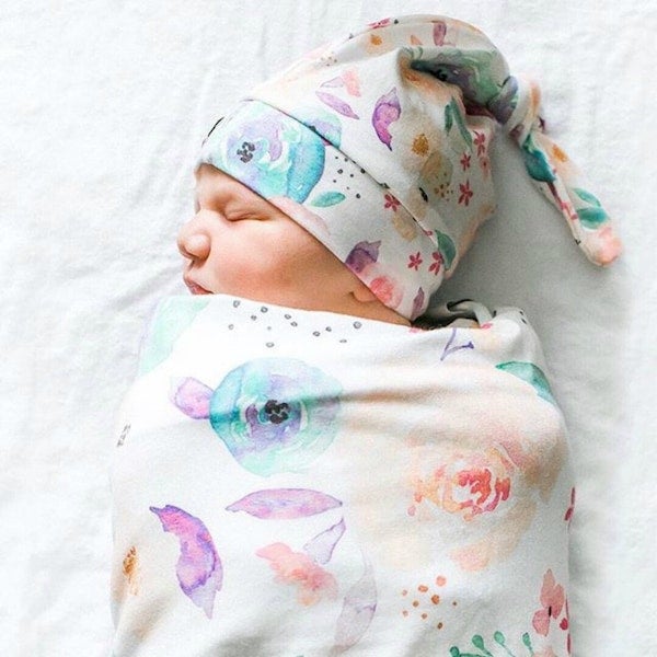 2-Piece Newborn Cocoon Printing Baby Sleeping Bag Tire Cap Set  - Image 2