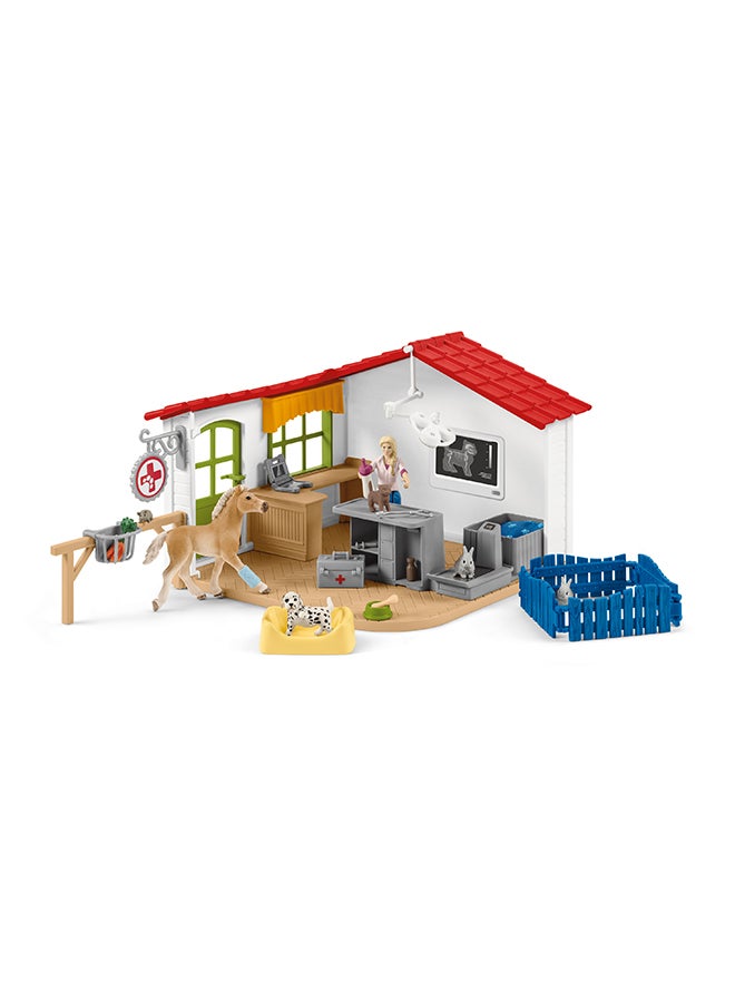 Schleich Farm World 27-Piece Vet Practice Playset 32x17x35cm - Image 1