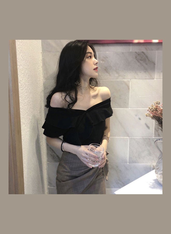 Short-Length Pure Colour Short T-Shirt Black  - Image 4
