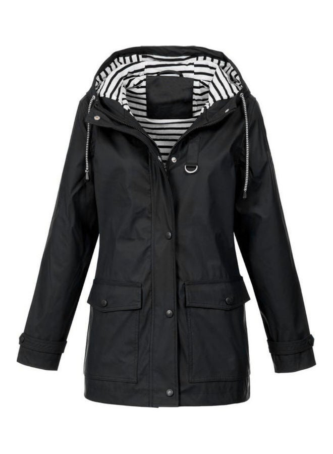 جاكيت مضاد للماء والرياح بغطاء للرأس أسود - Image 1