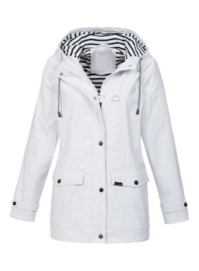 جاكيت مضاد للماء والرياح بغطاء للرأس أبيض - Image 1