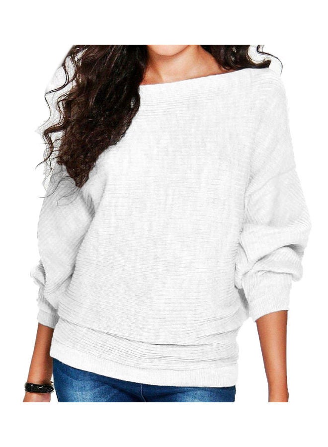 بلوفر فضفاض محبوك ومضلع أبيض - Image 1
