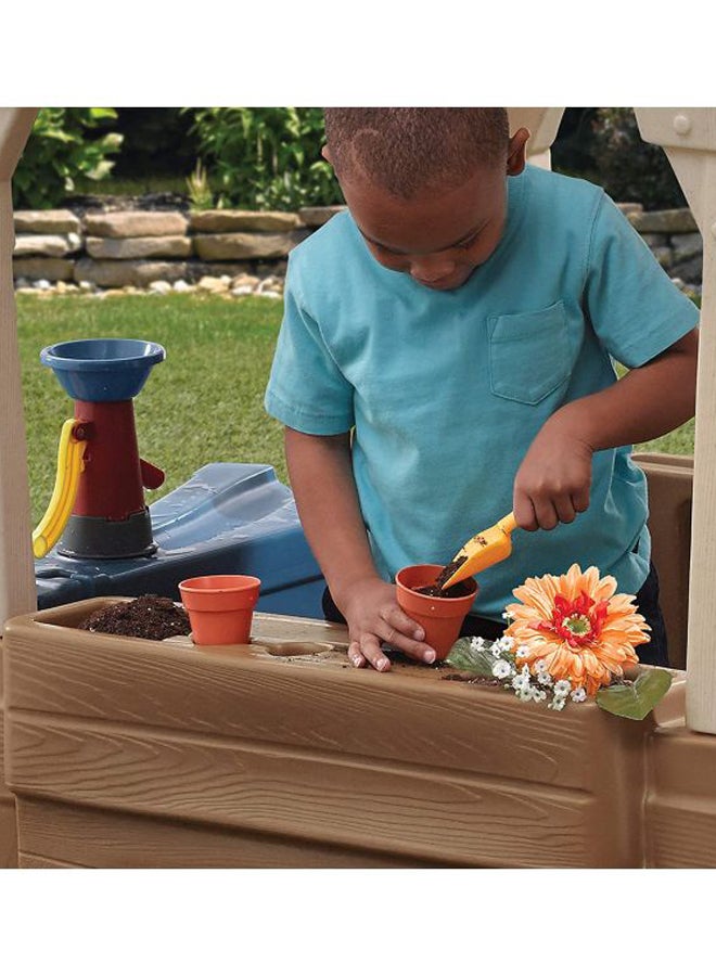 Step2 - Great Outdoors Playhouse 137x179x95cm - Image 1