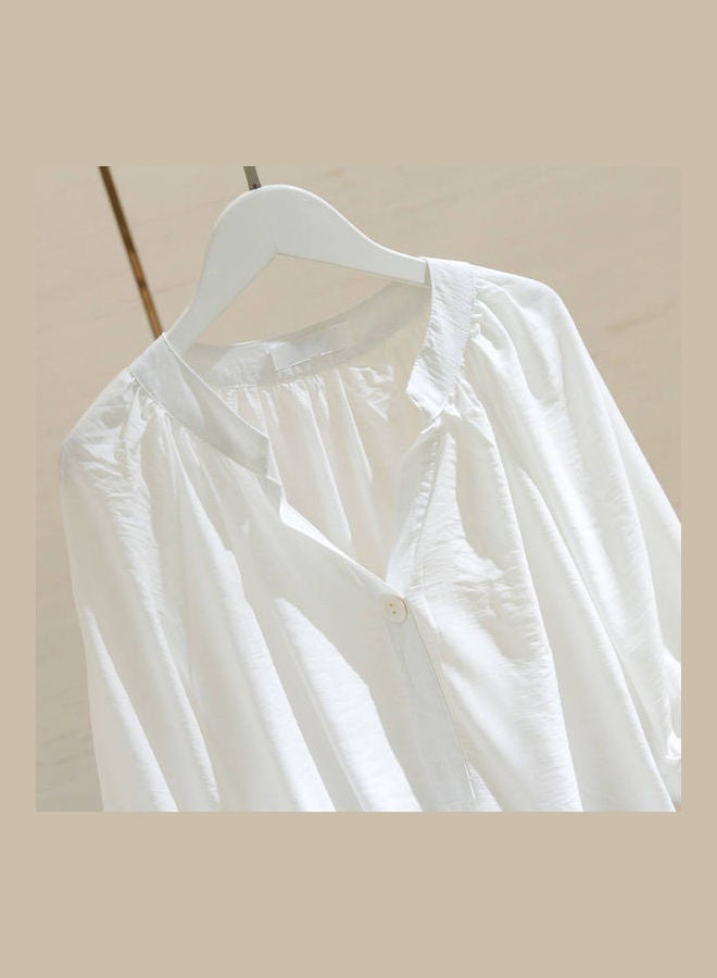 قميص صيفي بأكمام قصيرة وقبة على شكل حرف V للنساء أبيض - Image 3