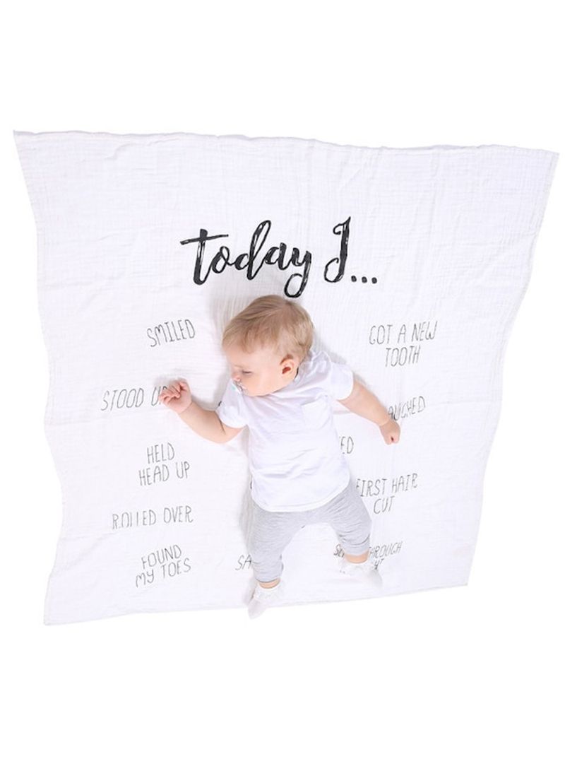 Baby's Photo Prop Blanket - Image 4