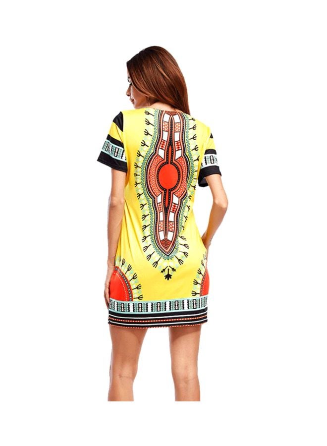 شاربدو فستان بأكمام قصيرة ورقبة دائرية - Image 2