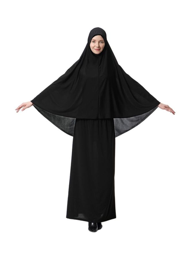 شاربدو طقم ثوب مع حجاب مكون من قطعتين أسود - Image 1