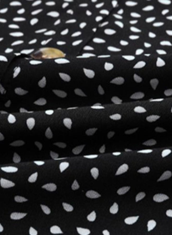 شاربدو فستان قصير مزين بأزرار أمامية وبفتحة رقبة على شكل حرف V أسود/ أبيض - Image 3