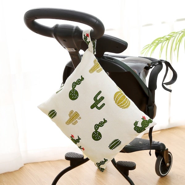 1-Piece Cartoon Animal Patterned Canvas Baby's Diaper Bag - Image 3