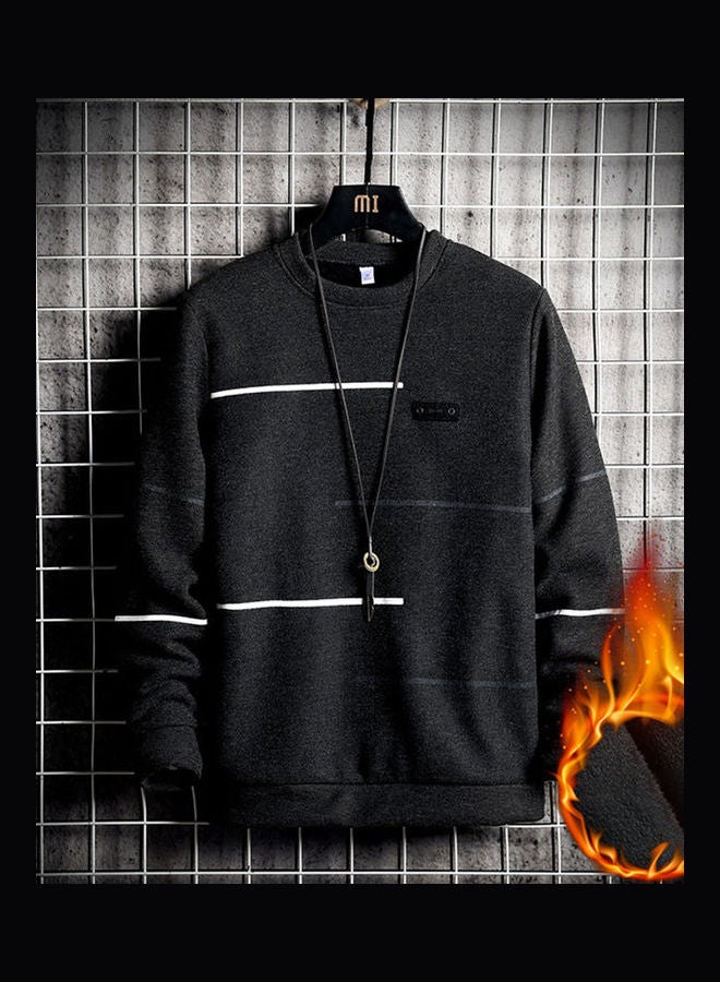 تيشيرت أساسي مريح ومزين بشرائط أسود