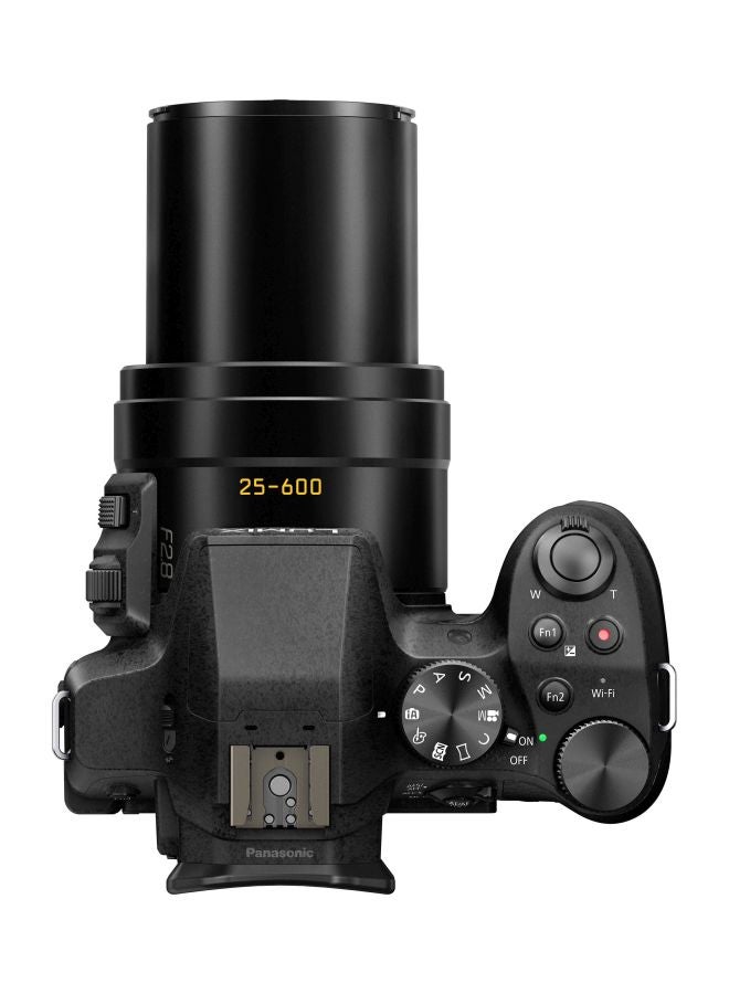 كاميرا التوجيه والتصوير DMC-FZ300 بدقة 12.1 ميجابكسل وتكبير بصري يصل إلى x24 بشاشة لمس متغيرة الزاوية وتقنية واي فاي مدمجة وطقم ملحقات