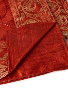 Ikras 5-Piece Embroidered Placemat and Table Runner Set Red  - Image 3