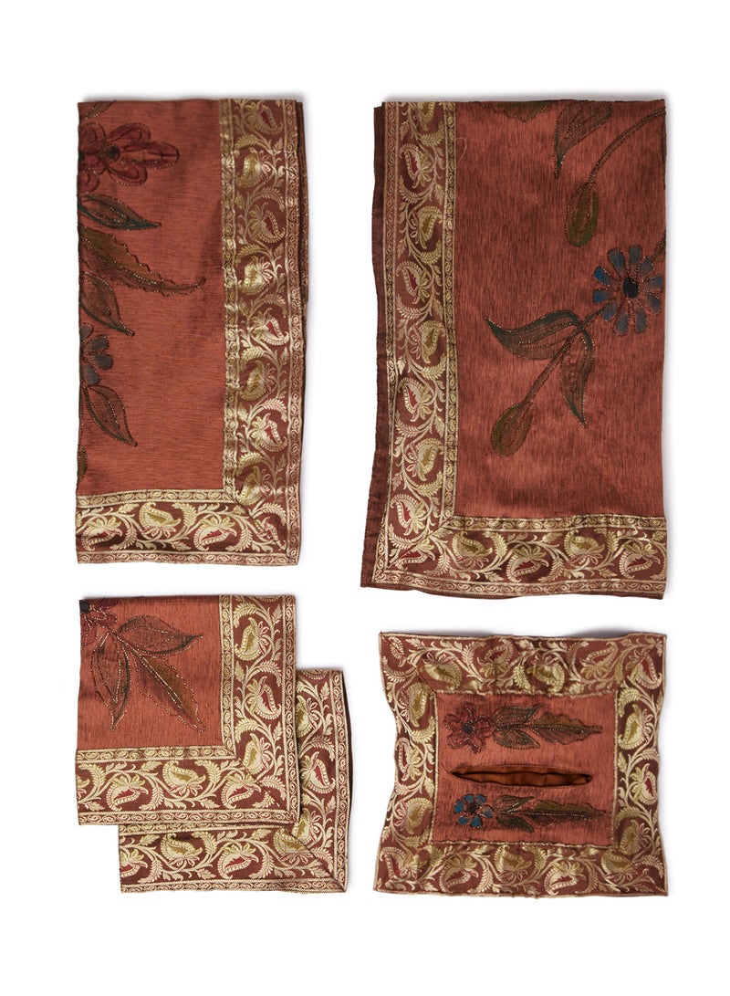 إيكراس طقم غطاء طاولة بني - Image 1