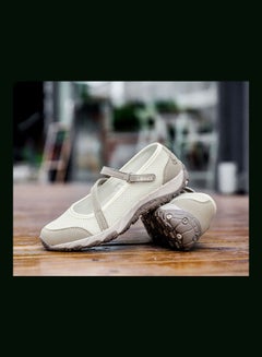 بيوينتي حذاء مسطح مريح بإبزيم بني/أبيض/بيج  - Image 2