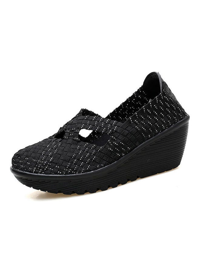 Beauenty - Round Toe Wedge Heel Sandals Black - Image 1