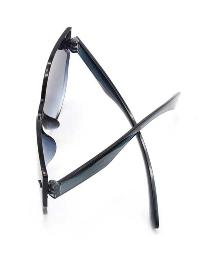 Sharpdo Women's UV Protected Cat-Eye Sunglasses - Image 2