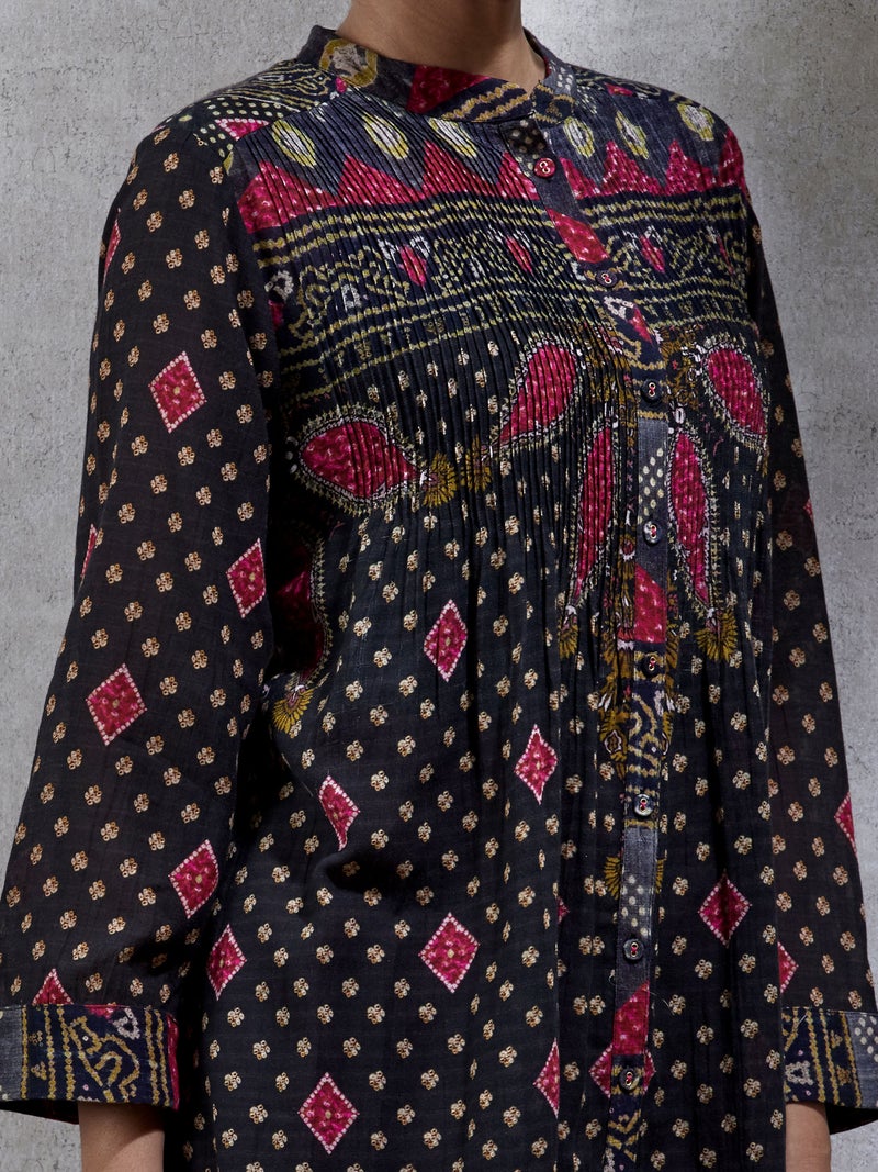 RITU KUMAR - Band Collar Full Sleeves Printed Kurti Black - Image 1