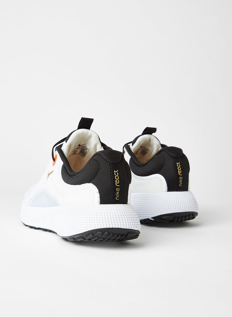 Nike - React Escape Run Running Shoes White/Black/Gold - Image 1