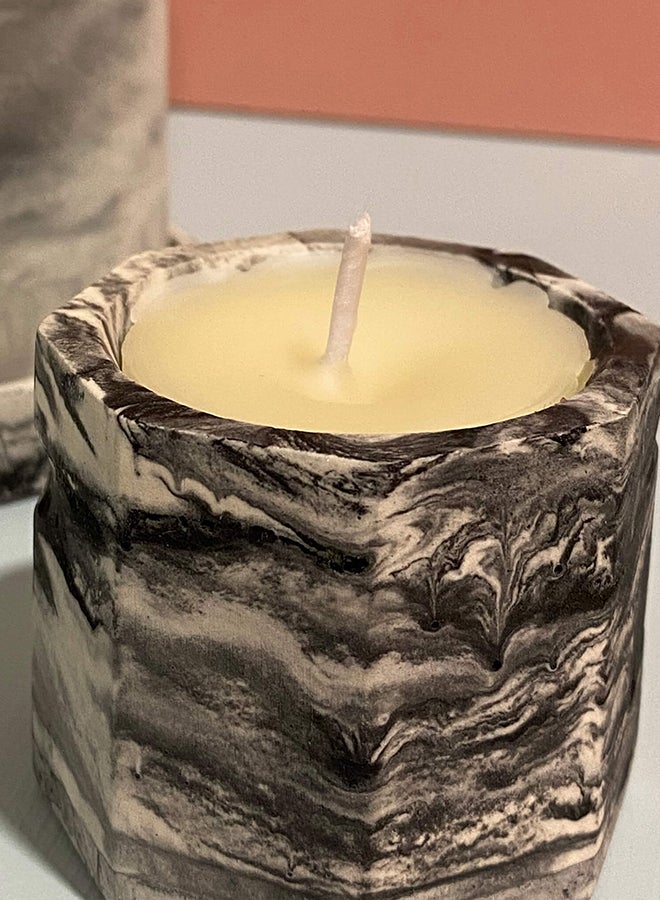 Natural Beeswax Candle Moon 4.5 x 5.5cm