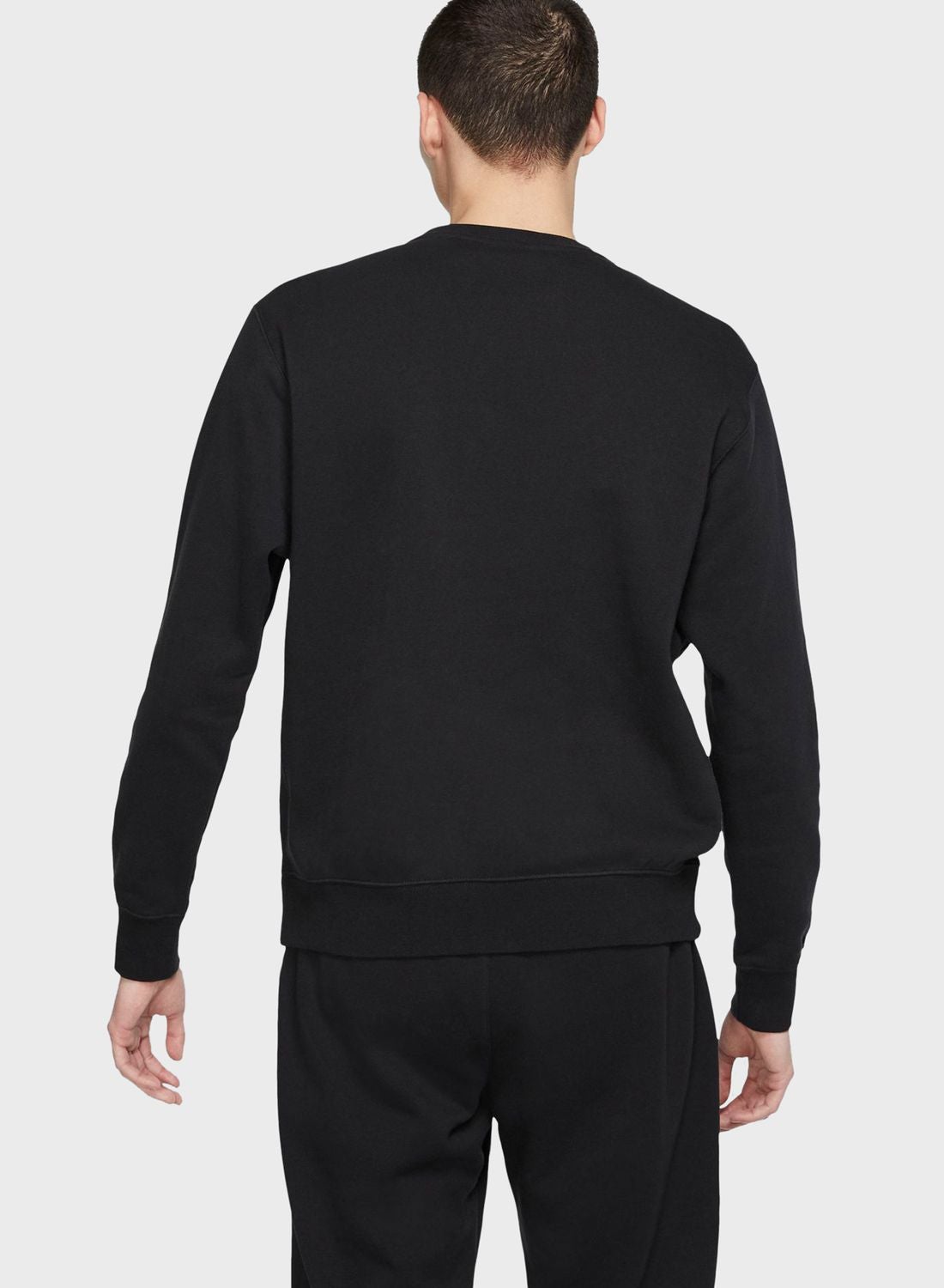 Solid Sweatshirt Black - https://f.nooncdn.com/p/v1610147901/N43582052V_2.jpg?width=original
