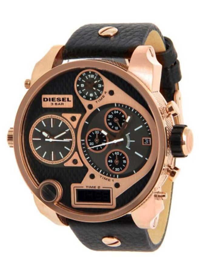 ديزل ساعة يد كرونوغراف دائرية مضيئة بسوار من الجلد مقاس 58 مم - لون أسود - طراز DZ7261 للرجال - Image 1
