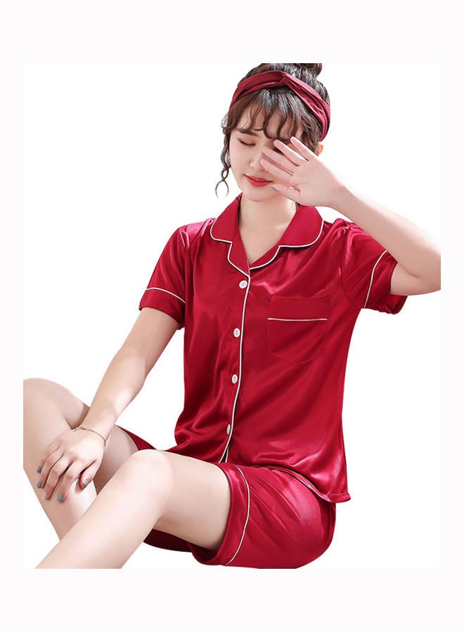 ملابس نوم بتصميم قميص مع شورت بيجاما مطاطي أحمر - Image 1