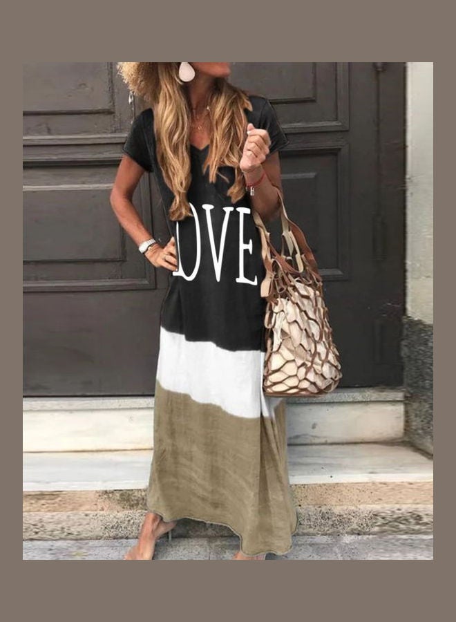 فستان برقبة على شكل حرف V بطبعة كلمة Love رمادي - Image 3