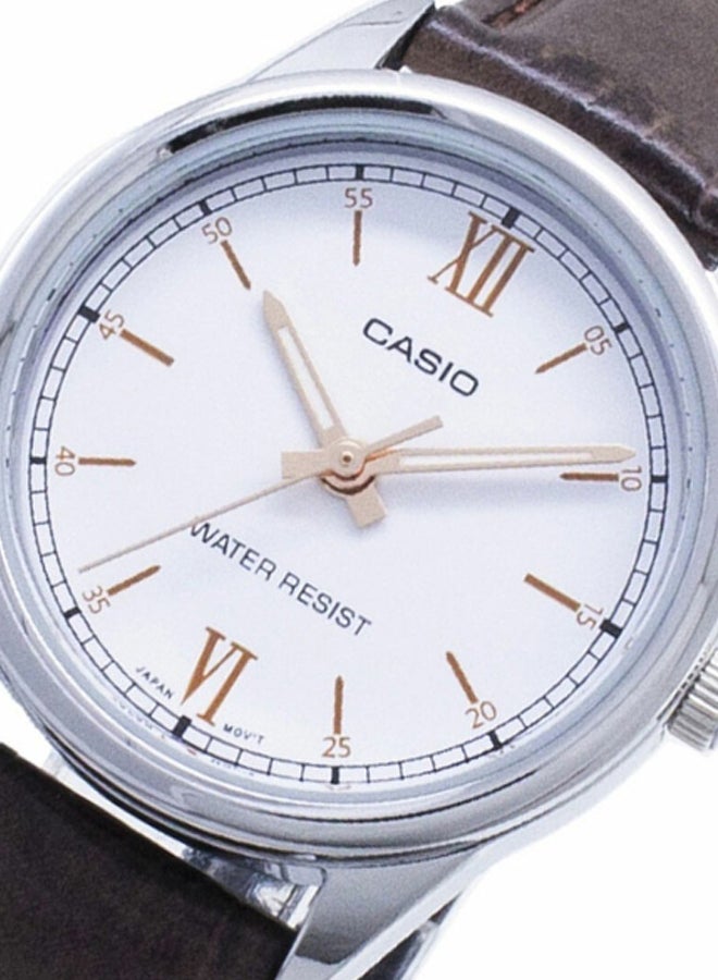 CASIO Women's Water Resistant Analog Watch LTP-V005L-7B3 - 28 mm - Brown - Image 4