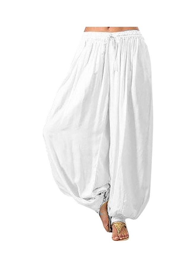 بنطال سادة واسع برباط أبيض