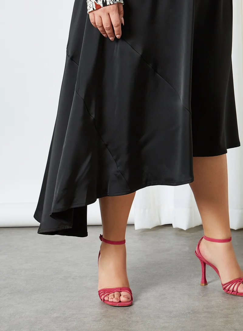 VERO MODA Curve Asymmetric Hem Skirt Black(C-N10)