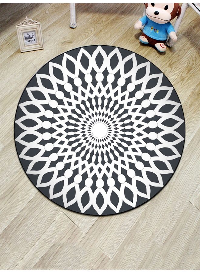 Bohemia Style Geometry Pattern Round Mat White/Black 40cm - Image 1