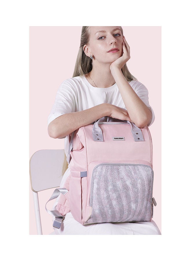 صنفينو حقيبة حفاضات بخطوطٍ لامعة وردي/رمادي - Image 4