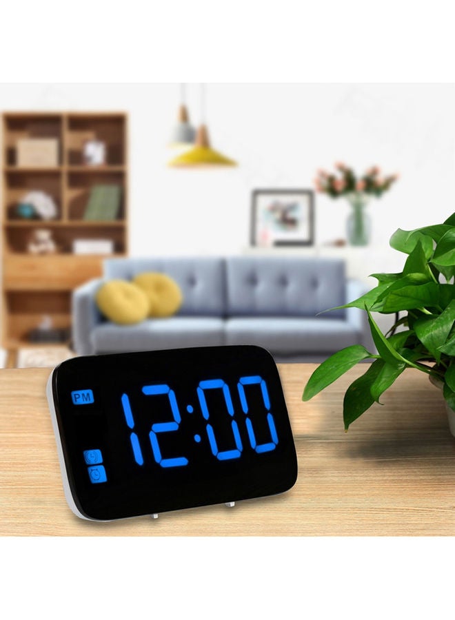 LED Digital Display   Alarm Clock with Separate Snooze Button red 13.00x5.00x7.50cm