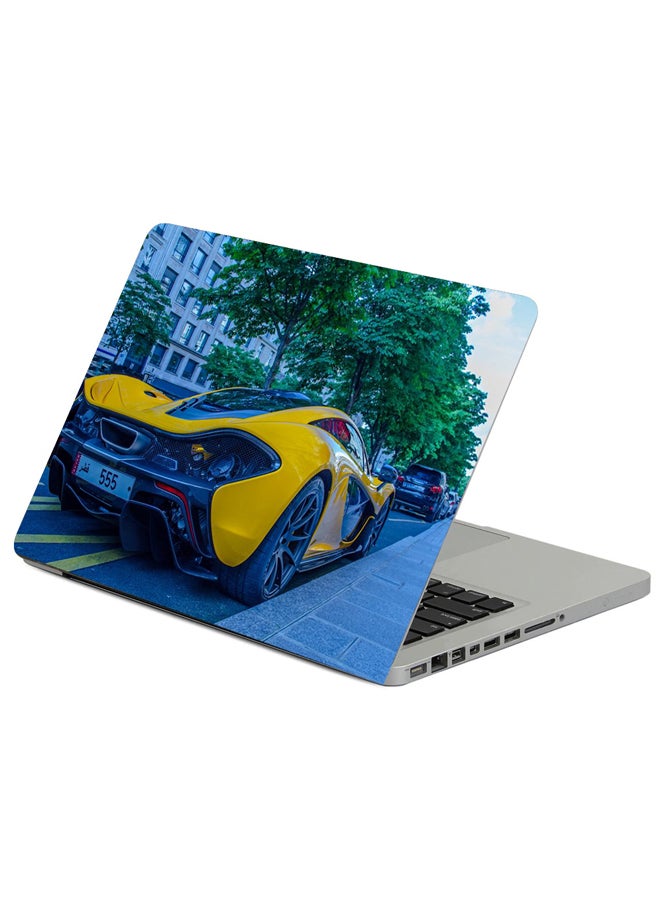 حافظة لابتوب بطبعة صورة جانبية لسيارة رياضية صفراء متعدد الألوان