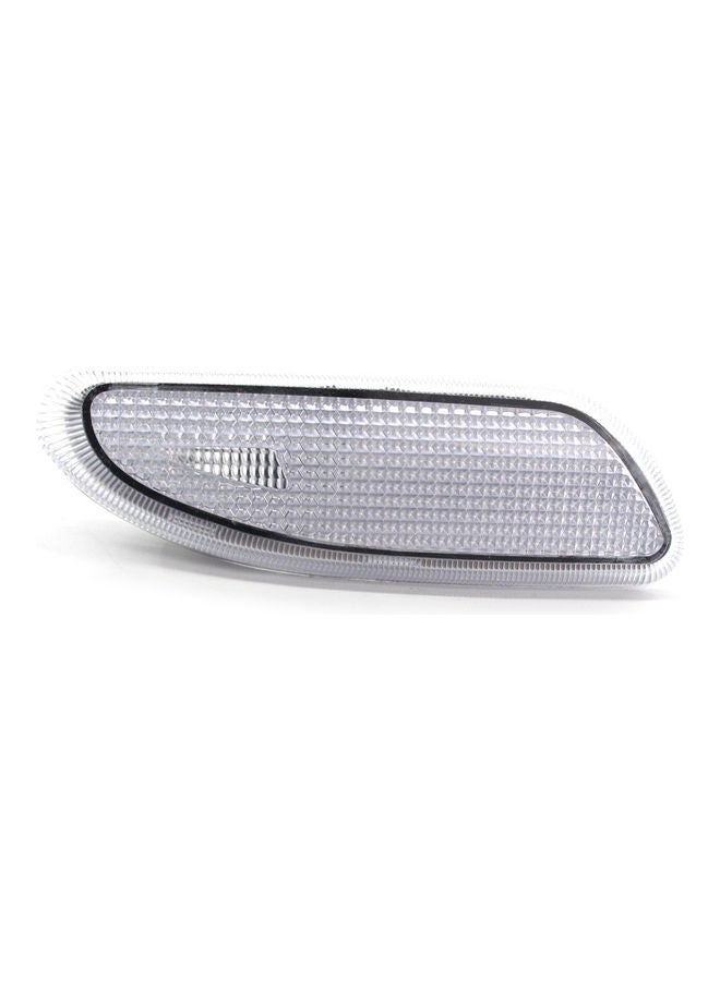 Generic Replacement Right Side Marker In Bumper Signal Light For Mercedes-Benz W203 C-Class  - Image 1