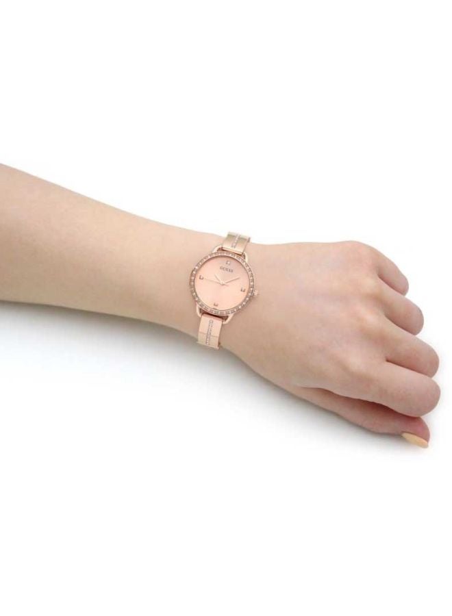 GUESS Women's Water Resistant Analog Watch GW0022L3 - Image 4