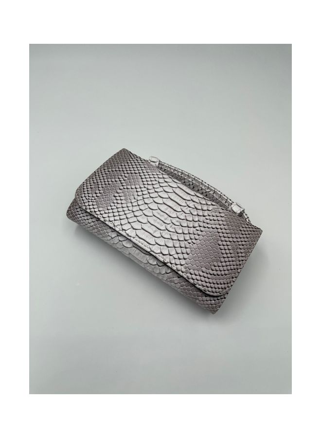 حقيبة كروس مزينة بتصميم جلد ثعبان أبيض - Image 5