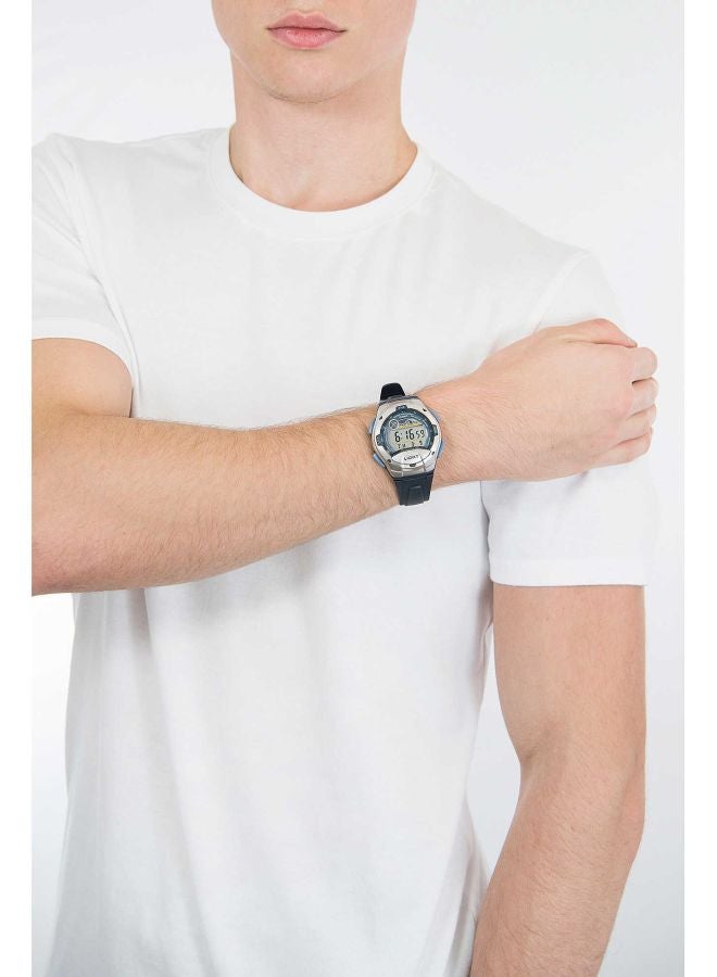 كاسيو ساعة رقمية رياضية ومقاومة للماء طراز W-753-2AVEF للرجال - Image 2