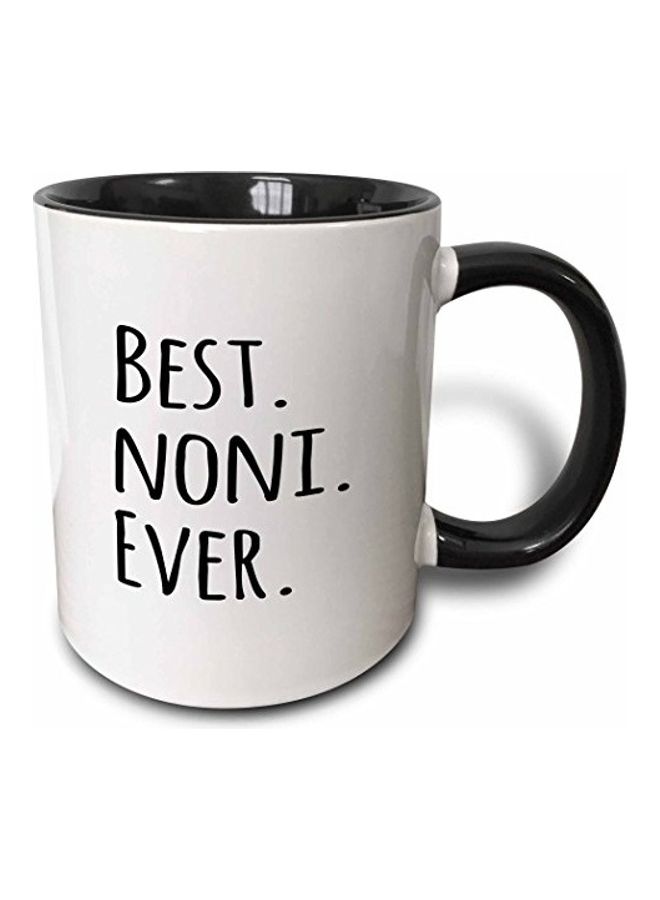 مج قهوة مطبوع عليه عبارة "Best Noni Ever" أسود/ أبيض