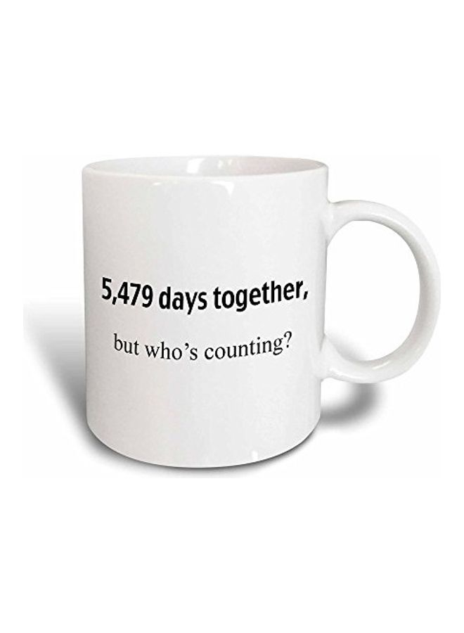 3Dروز مج سحري بطبعة تظهر عند الحرارة بطبعة عبارة "5479 Days Together But Who's Counting " ثلاثية الأبعاد للاحتفال بالذكرى السنوية الخامسة عشرة السعيدة أسود/أبيض - Image 1