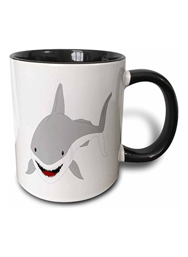 3Dروز مج قهوة بطبعة سمكة القرش أسود/ أبيض/ رمادي