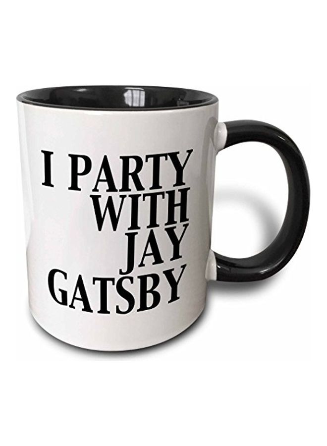 3Dروز "مج بلونين مطبوع بعبارة "I Party With Jay Gatsby" أسود/ أبيض