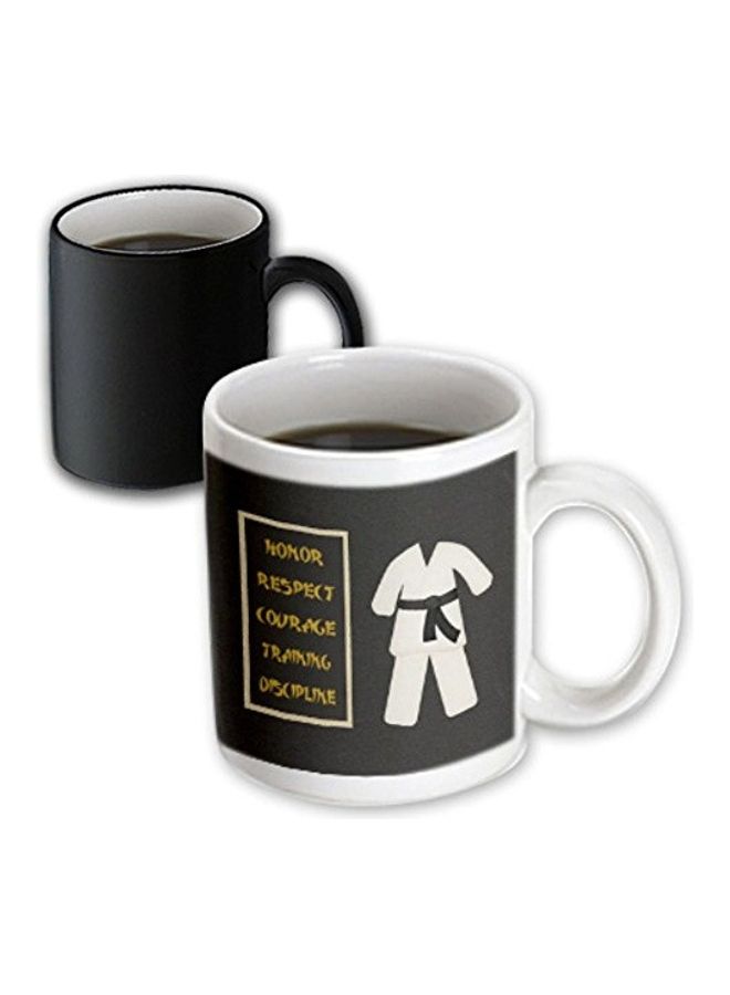 3Dروز مج تحويل رائع مطبوع عليه عبارة Respect Courage Train أسود - Image 2