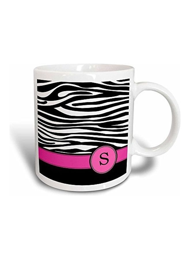 3Dروز مج رائع بتصميم مخصص يحمل حرف S أسود/أبيض - Image 1